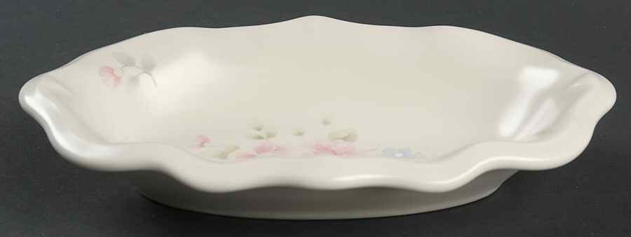 Tea Rose Sculpted Relish by Pfaltzgraff-1