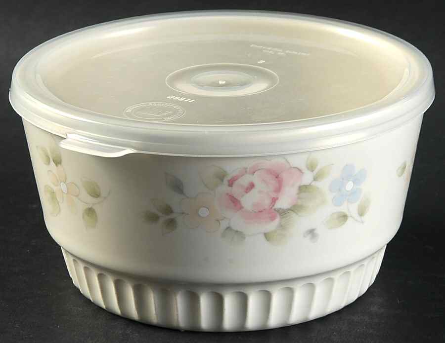 Tea Rose 5" Round Baker & Plastic Lid by Pfaltzgraff-1