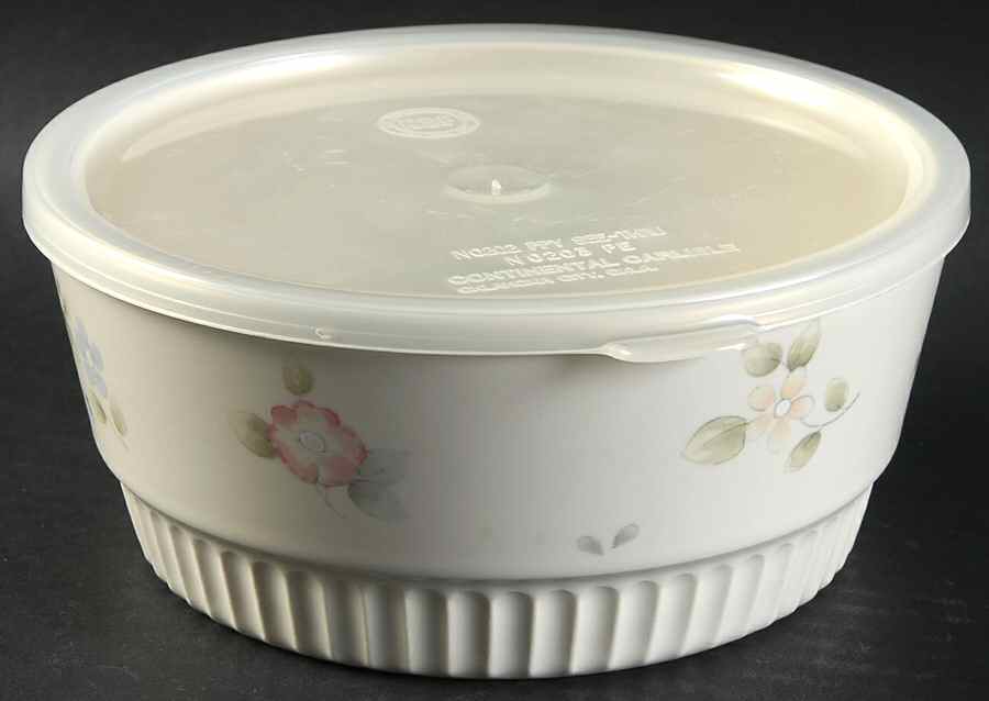Tea Rose 6" Round Baker & Plastic Lid by Pfaltzgraff-1