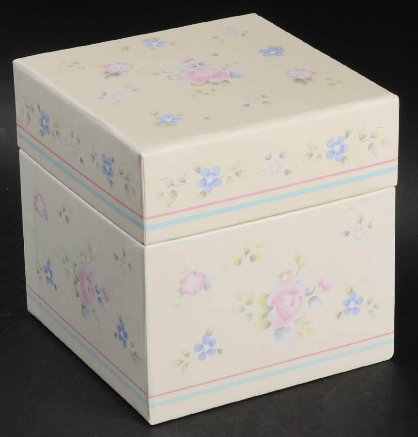 Tea Rose Large Paper Nesting Box by Pfaltzgraff-1