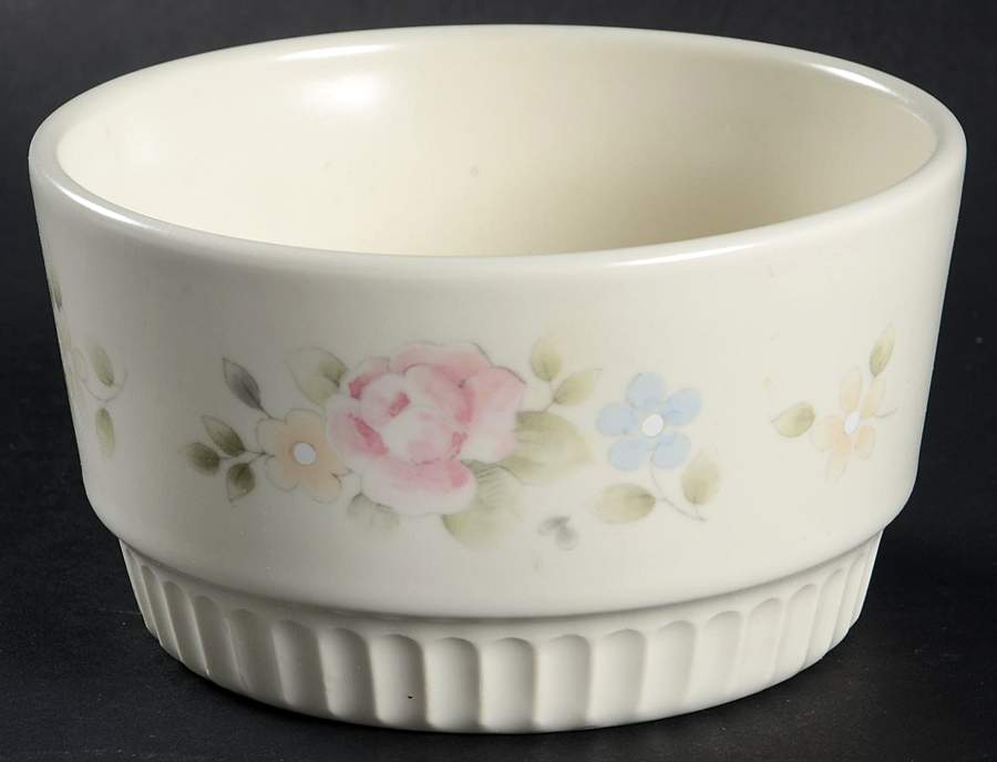 Tea Rose 5" Round Baker by Pfaltzgraff-1