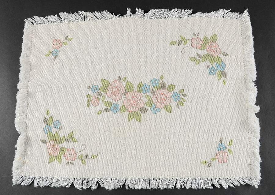 Tea Rose Cloth Placemat by Pfaltzgraff-1