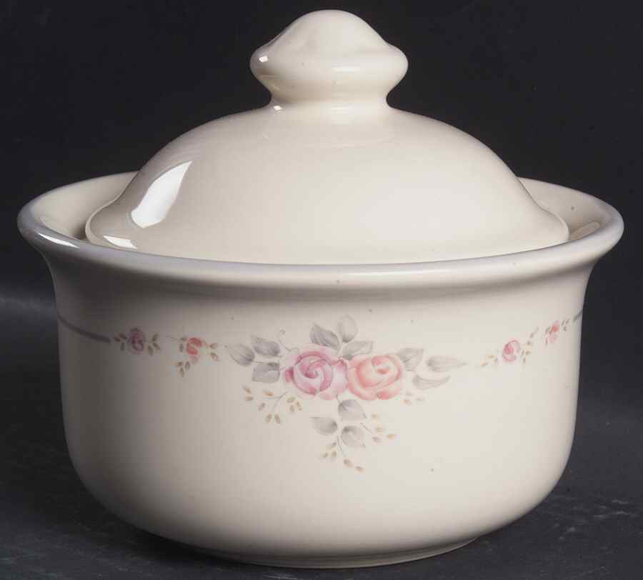 Trousseau Butter Tub & Lid by Pfaltzgraff-1