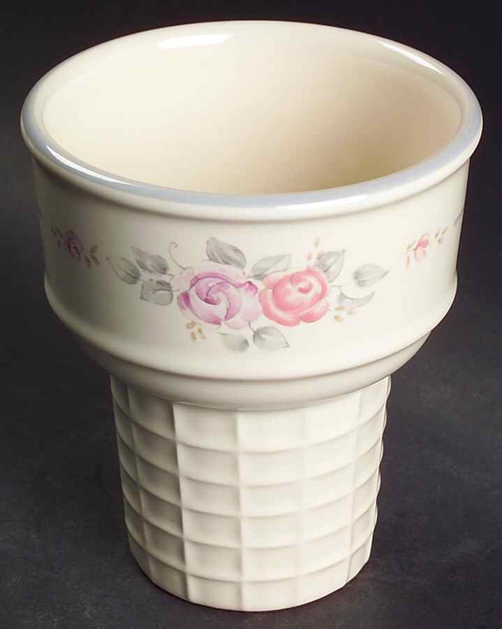 Trousseau Ice Cream Cone Shaped Dish by Pfaltzgraff-1