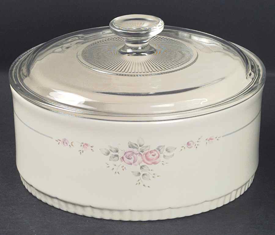 Trousseau 2.5 Quart Round Covered Baker by Pfaltzgraff-1