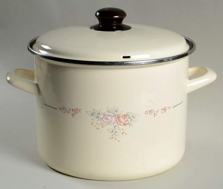 Trousseau 8 Quart Metal Stockpot & Metal Lid by Pfaltzgraff-1