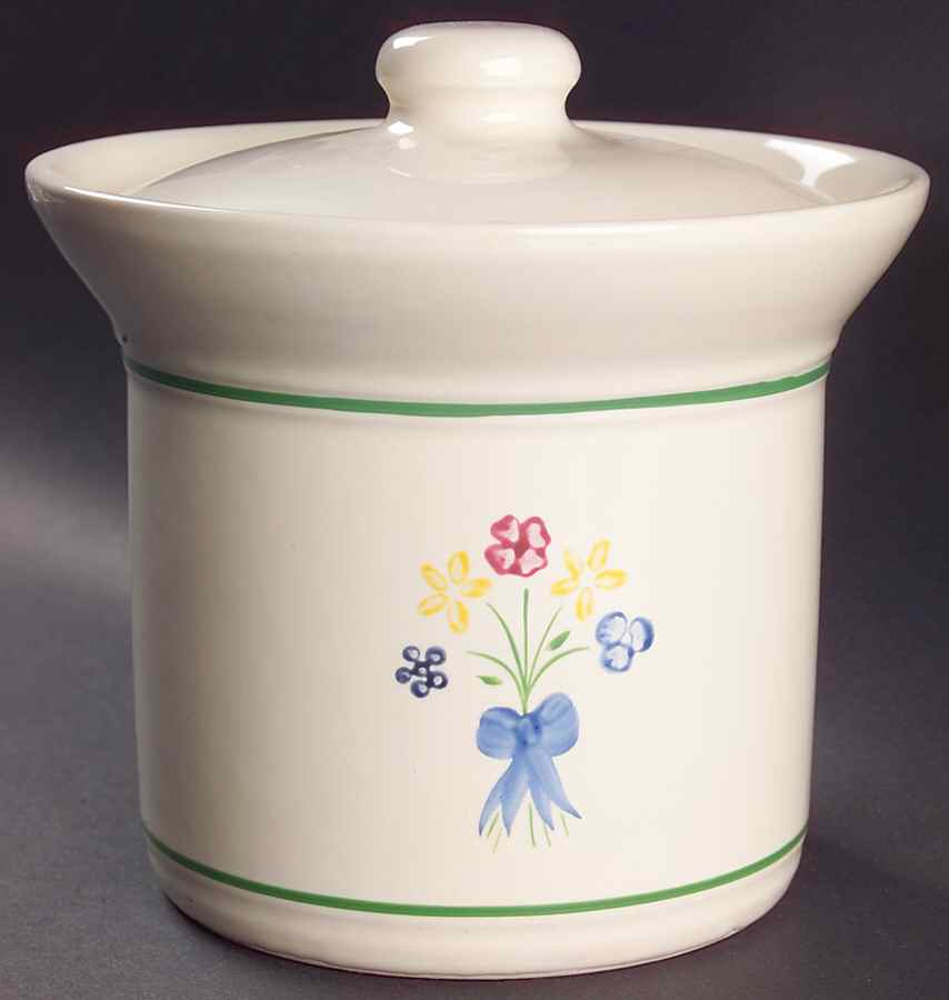 Vickie Hanson Small Canister & Lid by Pfaltzgraff-1
