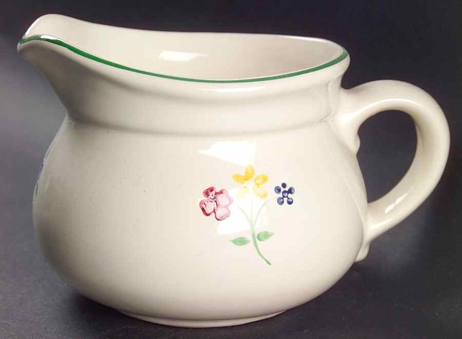 Vickie Hanson Gravy Boat by Pfaltzgraff-1