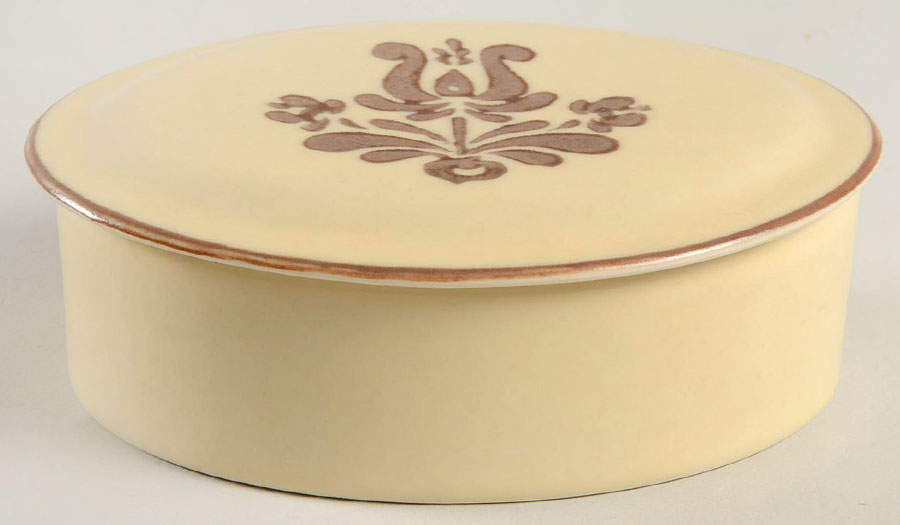Village (Made in USA) Oval Box & Lid by Pfaltzgraff-1