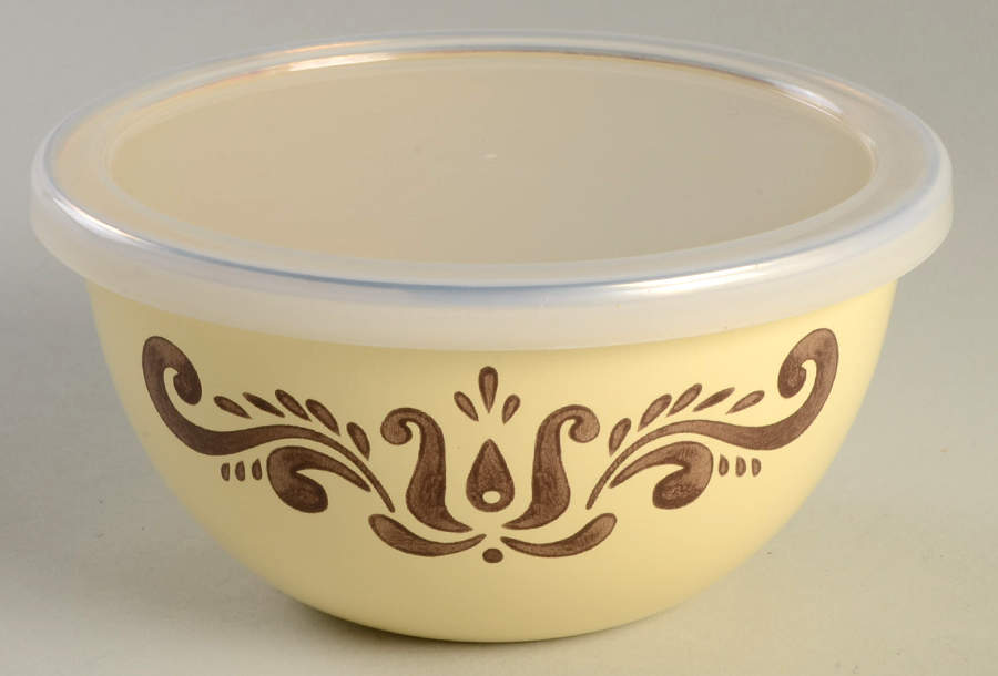 Village (Made in USA) Bowl-Metal 5 3/4" with Plastic Lid by Pfaltzgraff-1