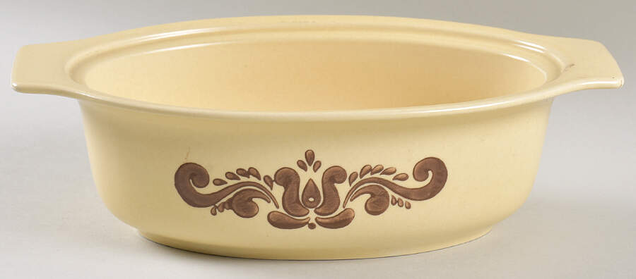 Village (Made in USA) 1.5 Quart Oval Covered Casserole No Lid by Pfaltzgraff-1
