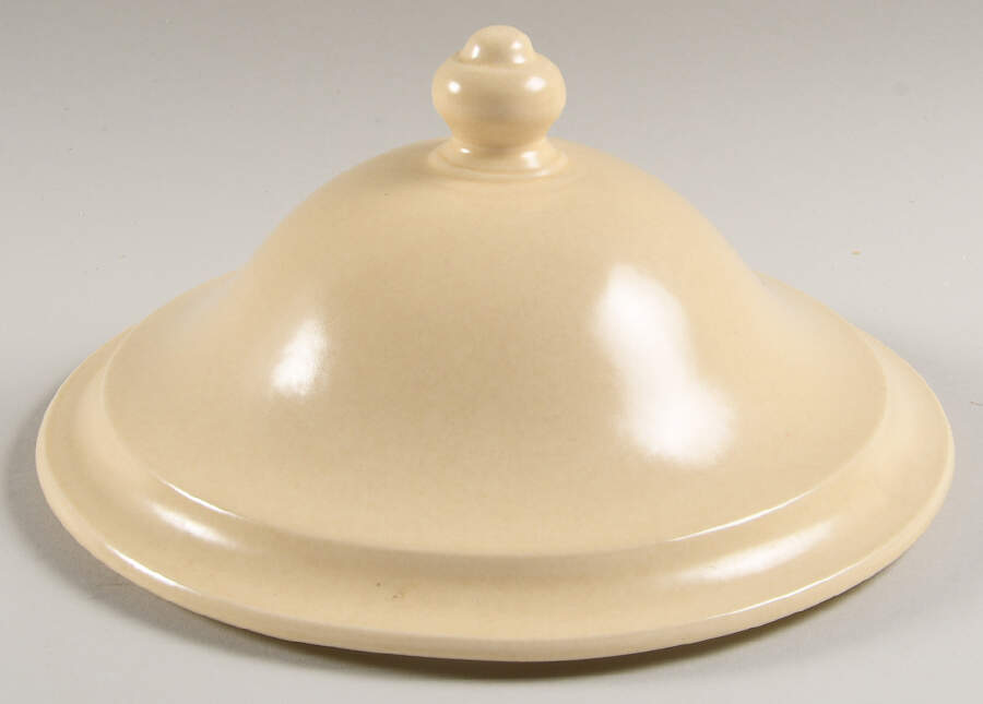 Village (Made in USA) Lid for 2.5 Quart Round Casserole by Pfaltzgraff-1