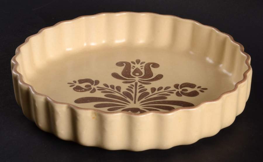 Village (Made in USA) 8" Quiche by Pfaltzgraff-1