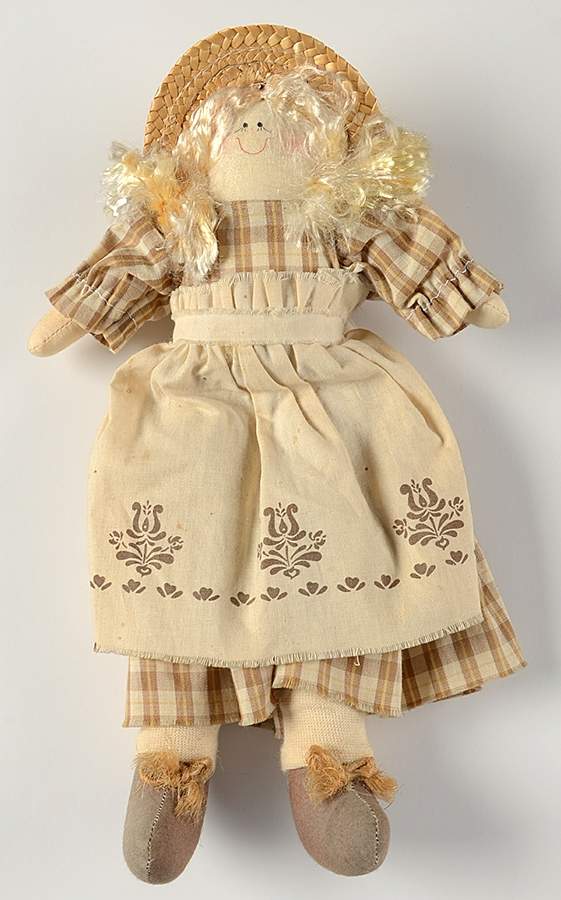 Village (Made in USA) Raffia Doll by Pfaltzgraff-1