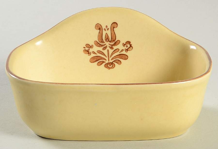 Village (Made in USA) Soap Dish by Pfaltzgraff-1