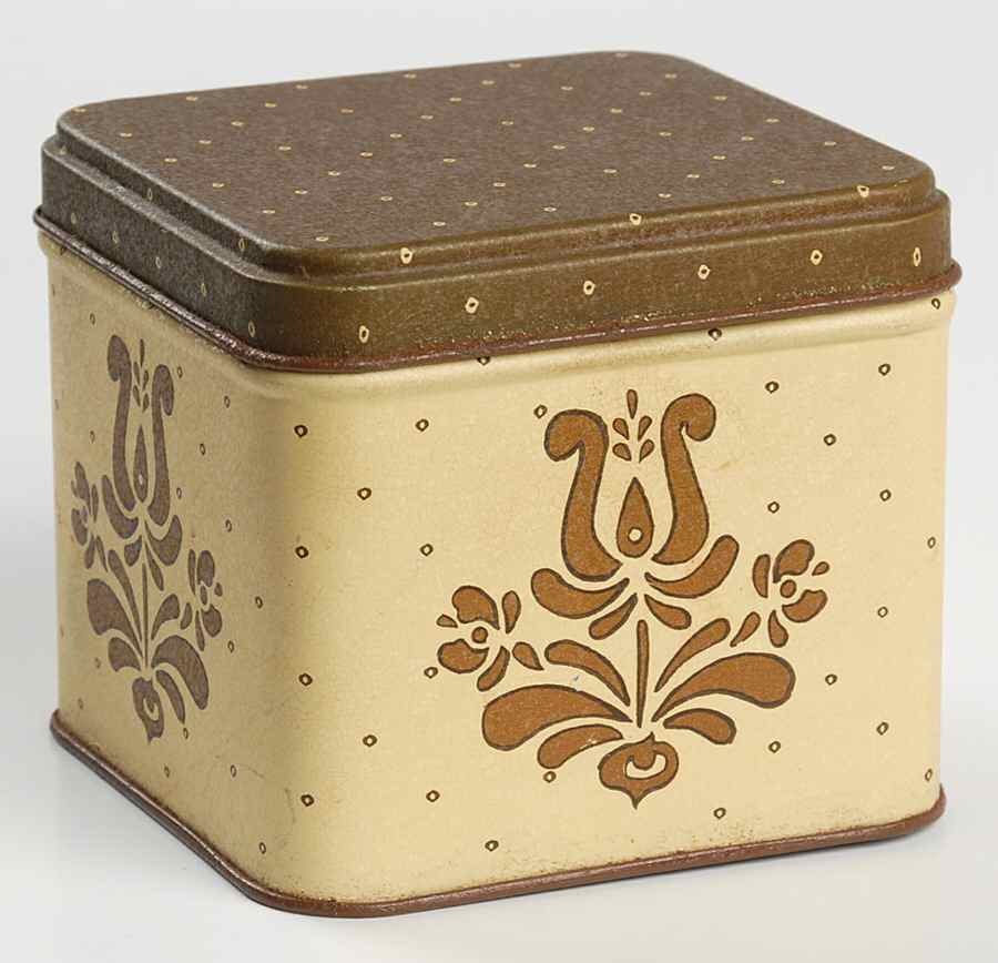 Village (Made in USA) Metal Coaster Box, Box Only by Pfaltzgraff-1