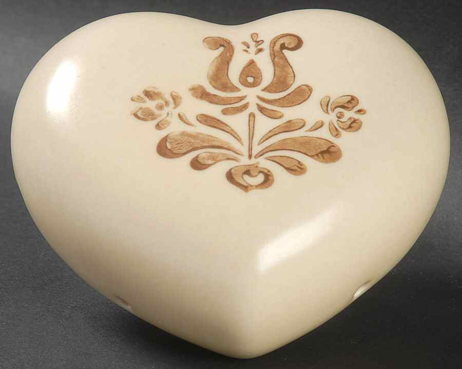 Village (Made in USA) Heart Sachet by Pfaltzgraff-1