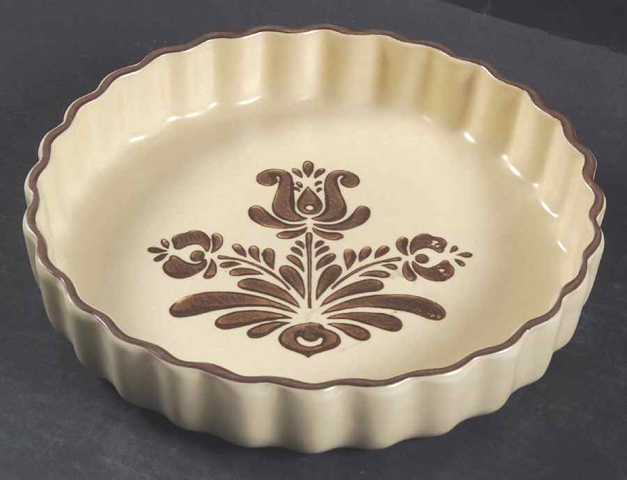 Village (Made in USA) 9" Quiche by Pfaltzgraff-1