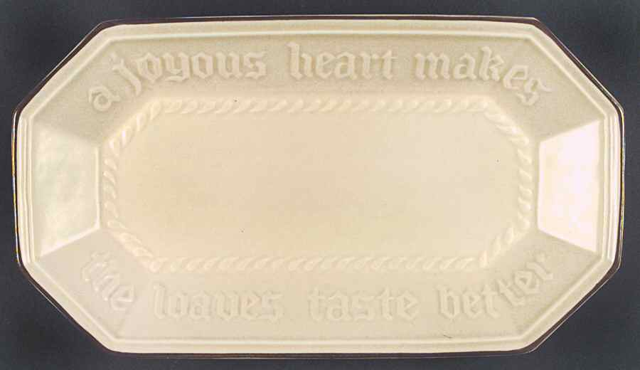 Village (Made in USA) Bread Tray by Pfaltzgraff-1
