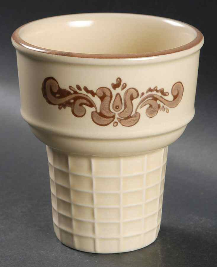 Village (Made in USA) Ice Cream Cone Shaped Dish by Pfaltzgraff-1