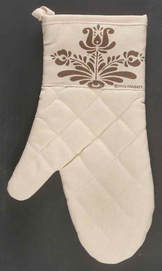 Village (Made in USA) Cloth Oven Mitt by Pfaltzgraff-1