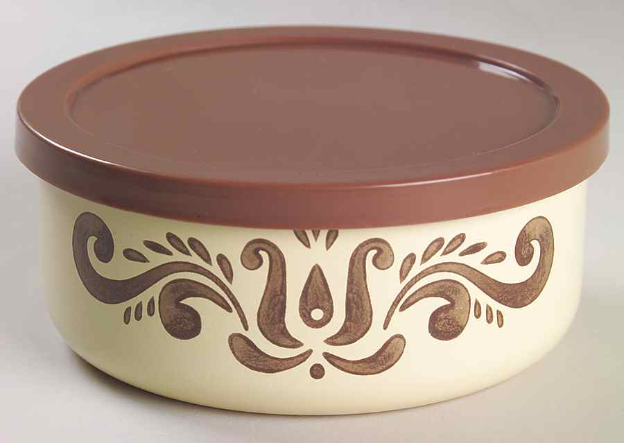 Village (Made in USA) 5" Metal Bowl W/Plastic Lid by Pfaltzgraff-1