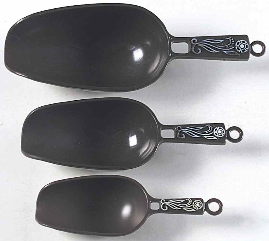 Village (Made in USA) (3 Piece) Plastic Scoop Set by Pfaltzgraff-1