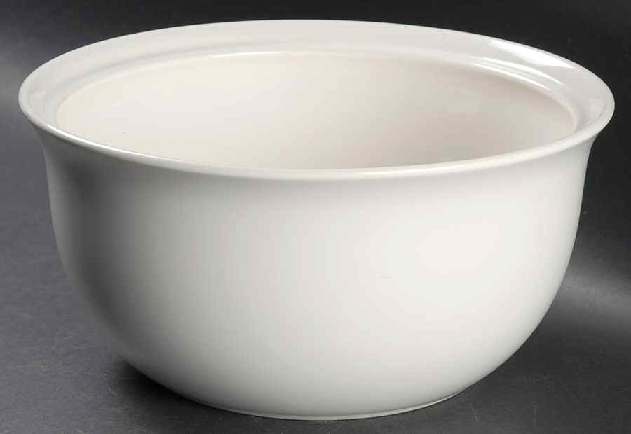 White 3 Qt Round Casserole No Glass Lid by Pfaltzgraff-1