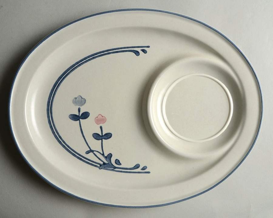 Windsong Snack Plate for Snack Set That Uses the Flat Cup by Pfaltzgraff-1