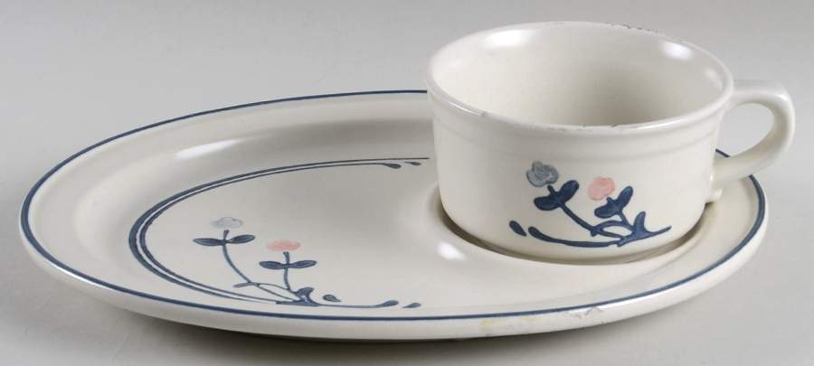 Windsong Snack Tray & Soup Mug Set by Pfaltzgraff-1