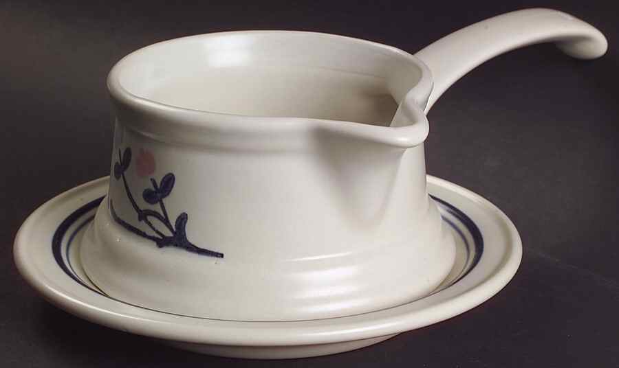 Windsong Round Gravy Boat & Underplate by Pfaltzgraff-1