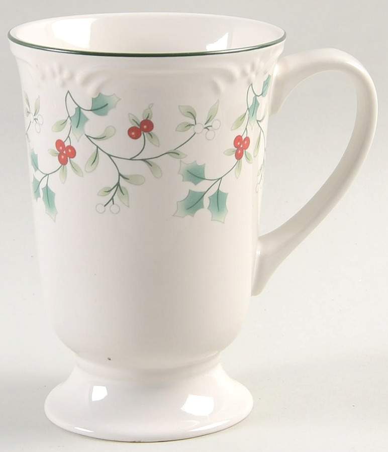 Winterberry Pedestal Mug by Pfaltzgraff-1