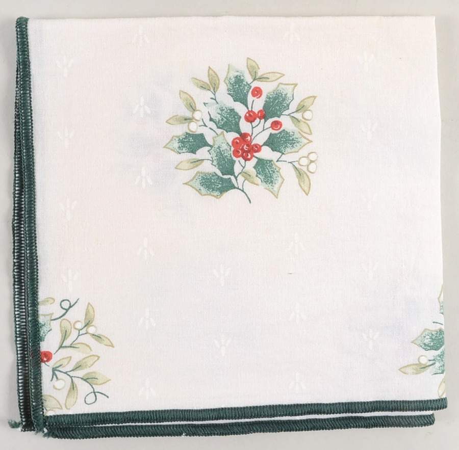 Winterberry Cloth Napkin by Pfaltzgraff-1