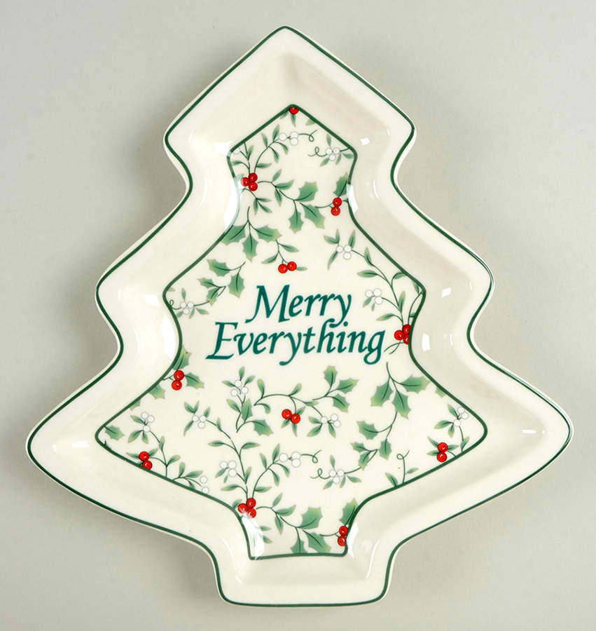 Winterberry Christmas Tree Plate by Pfaltzgraff-1