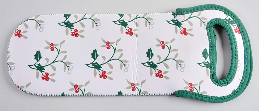 Winterberry Cloth Wine Bag by Pfaltzgraff-1