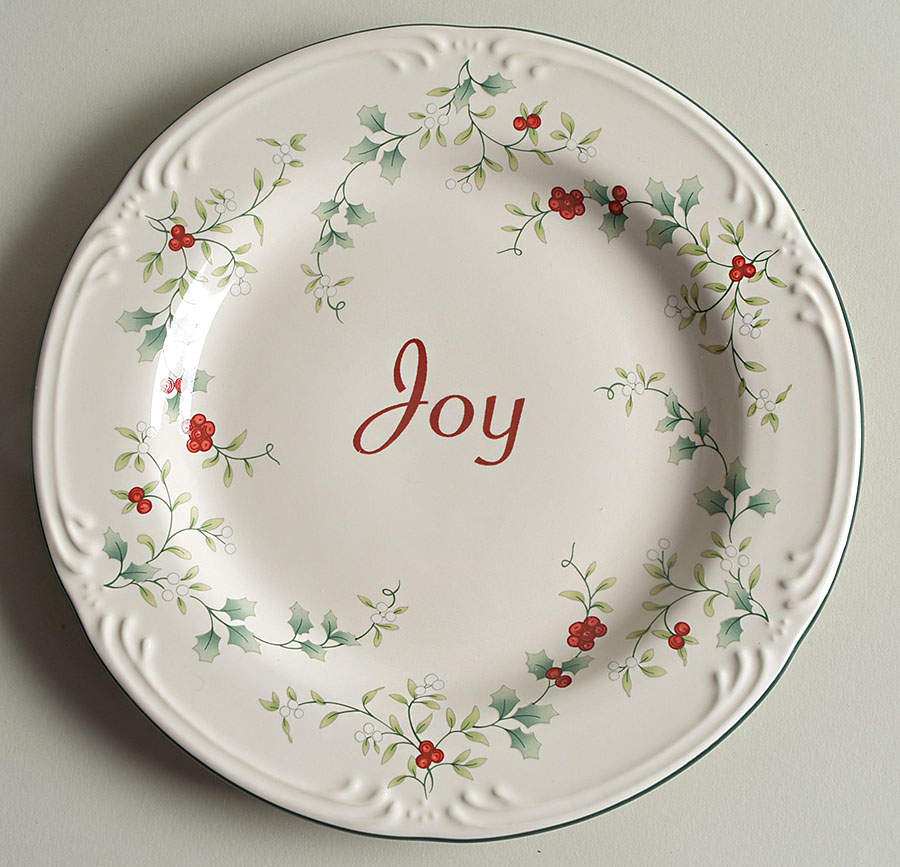 Winterberry Accent Salad Plate by Pfaltzgraff-1
