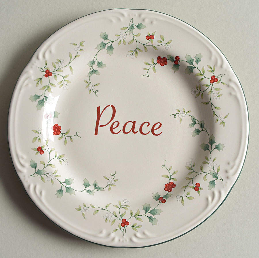 Winterberry Accent Salad Plate by Pfaltzgraff-1