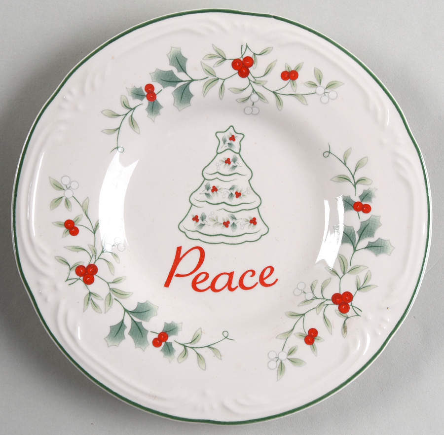 Winterberry Appetizer Plate by Pfaltzgraff-1