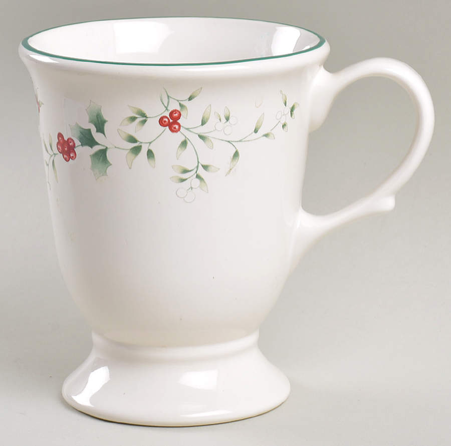 Winterberry Pedestal Mug by Pfaltzgraff-1