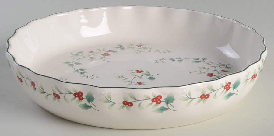 Winterberry 9" Pie Baking Plate by Pfaltzgraff-1