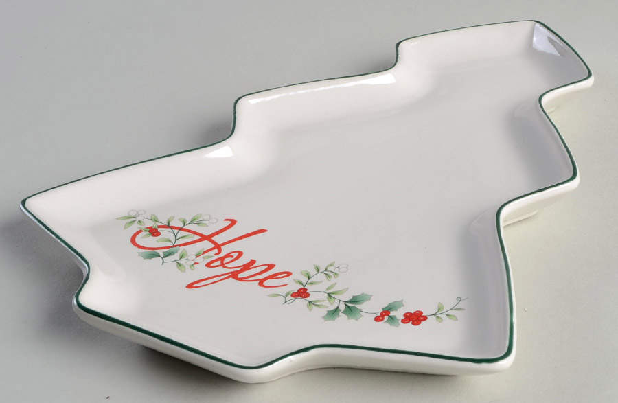 Winterberry Large Tree Shaped Dish by Pfaltzgraff-1