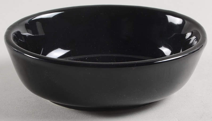 Winterberry Figural Chip/Dip Bowl by Pfaltzgraff-1
