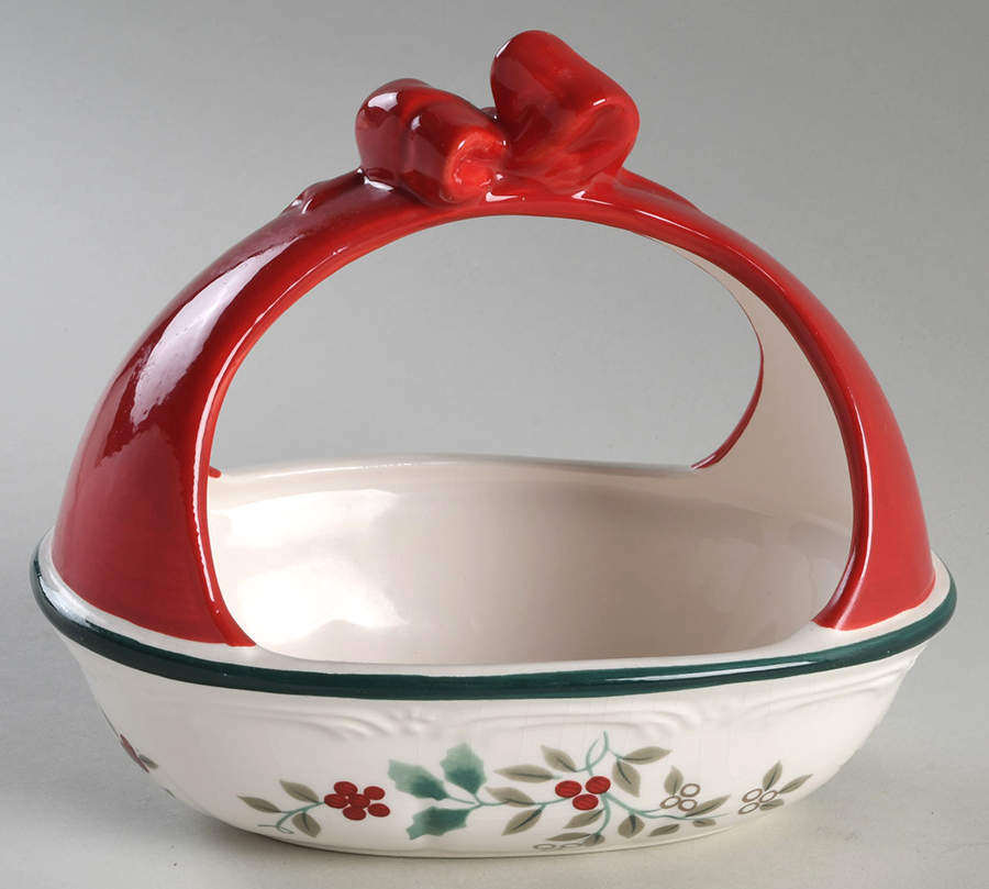 Winterberry 6" Handled Basket by Pfaltzgraff-1