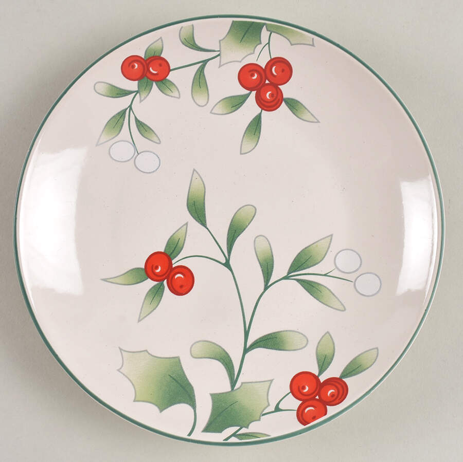 Winterberry Appetizer Plate by Pfaltzgraff-1