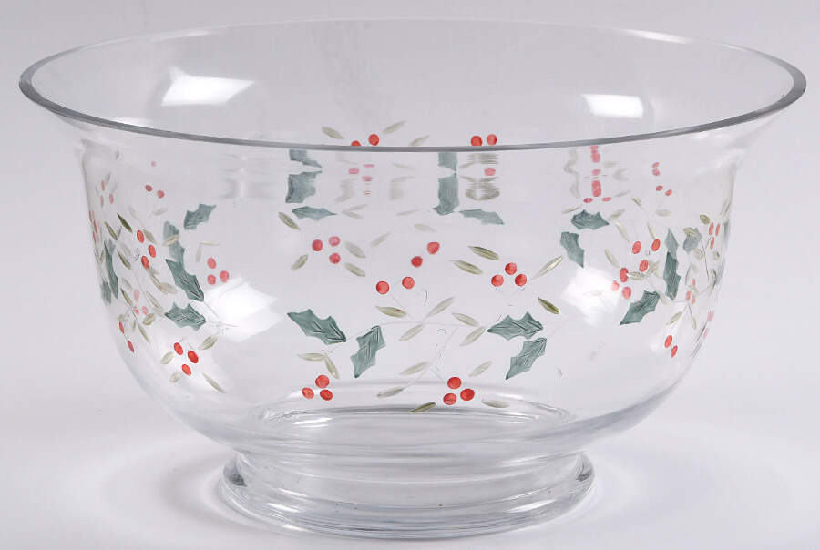 Winterberry 9" Glassware Salad Bowl by Pfaltzgraff-1