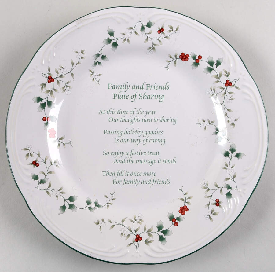 Winterberry 12" Chop Plate (Round Platter) by Pfaltzgraff-1