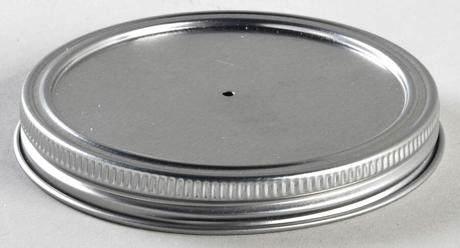Winterberry Lid for Beverage Dispenser by Pfaltzgraff-1