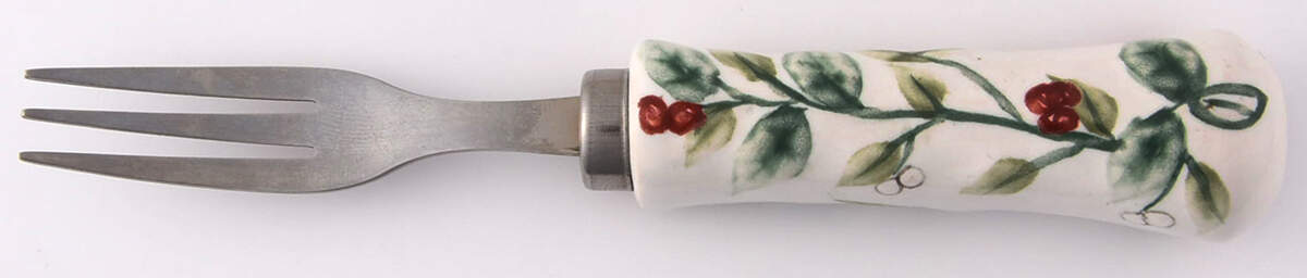 Winterberry Cocktail Fork by Pfaltzgraff-1