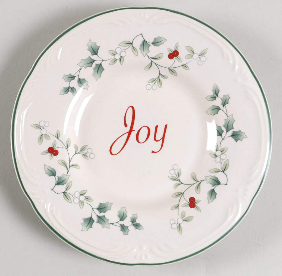 Winterberry Accent Bread & Butter Plate by Pfaltzgraff-1