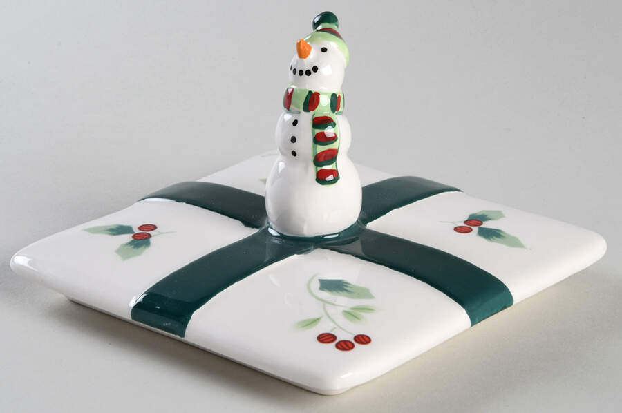 Winterberry Lid for Square Candy Box by Pfaltzgraff-1